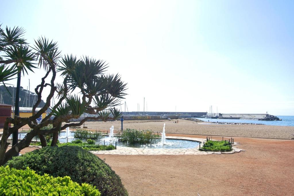 Aiguaneu Apartaments Center Blanes Exterior foto